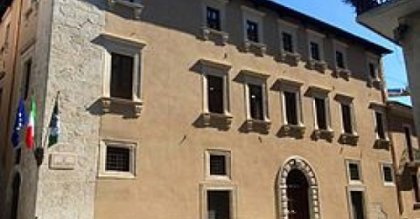 L&#039;Aquila antifascista dice no a Casapound nella sede del Comune